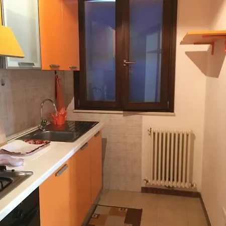 Apartment In King's Bay